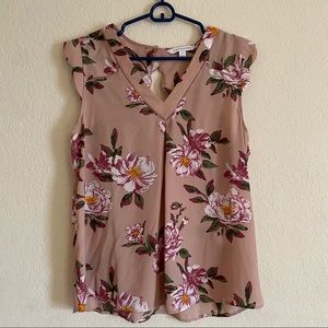 41 Hawthorn Scallop Detail Top